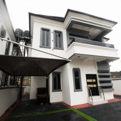 Semi Detached Duplex
